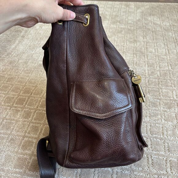 Fossil VTG Leather Backpack Brown Drawstring Boho Multi-pocket Key Charm 75082 - Picture 6 of 13
